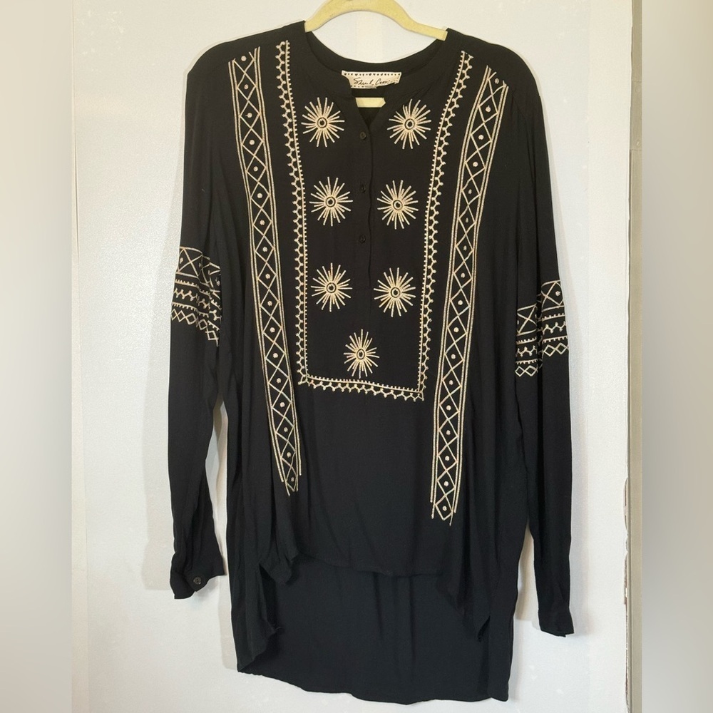 Sheryl Crow Long Sleeve Hi Low Southwestern Embroidered Tunic Size Large